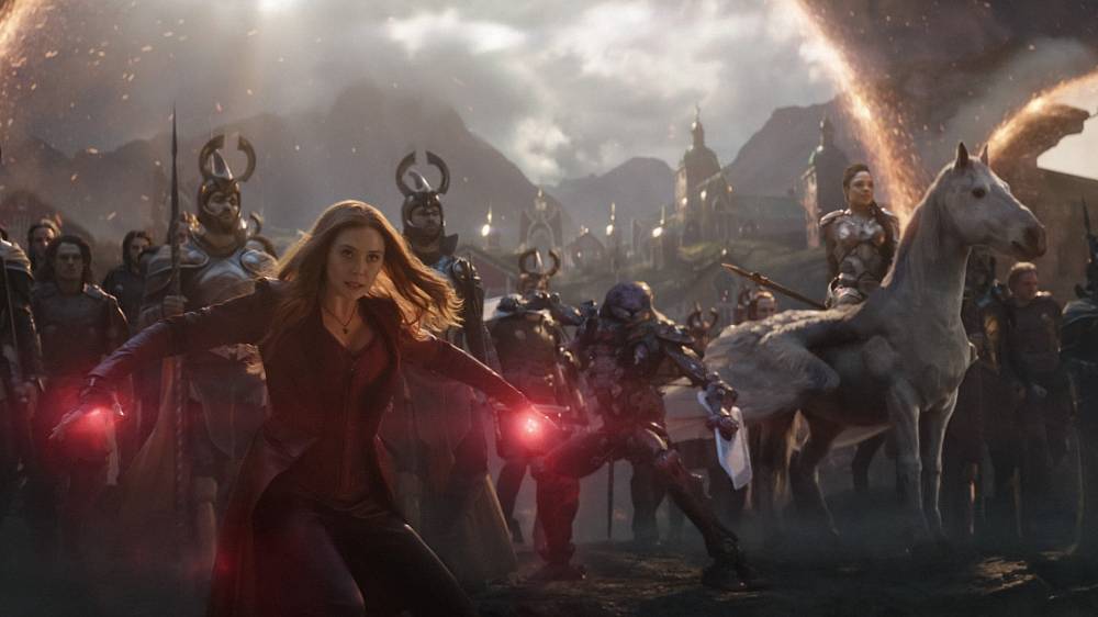 Avengers: Endgame (2019), Hrozivé události způsobené Thanosem, který vyhladil polovinu života ve vesmíru a silně oslabil Avengers, vedou zbylé superhrdiny k tomu, aby ve strhujícím finále sebrali poslední síly a pokusili se vrátit úder.