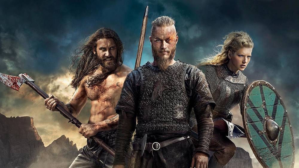 Vikingové (2013). Mladý vikinský farmář a muž od rodiny, Ragnar, je frustrovaný nedobrodružnou politikou místního náčelníka Earla Haraldsona, posílajícího je každé léto na východ, do Ruska a Baltských zemí, jejichž obyvatelé jsou chudí materiálně i na počty. Ragnar se zároveň považuje za potomka Odina, boha válečníků zabitých v boji, ale také zvědavosti, což se samozřejmě projevuje na jeho přístupu k životu.