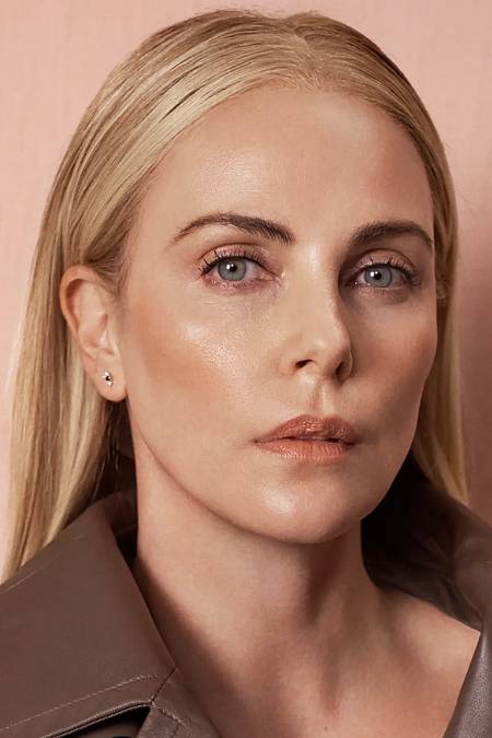Charlize Theron (narozena 7. srpna 1975) je jihoafricko-americká herečka a producentka. Je jednou z nejlépe placených hereček na světě, držitelkou různých ocenění, včetně Oscara, ceny Screen Actors Guild Award a Zlatého glóbu. V roce 2016 ji časopis Time zařadil mezi 100 nejvlivnějších lidí světa.
Theronová se mezinárodně proslavila v 90. letech 20. století rolí hlavní dámy v hollywoodských filmech Ďáblův advokát (1997), Mocný Joe Young (1998) a Pravidla moštárny (1999). Uznání kritiky si získala za ztvárnění sériové vražedkyně Aileen Wuornosové ve filmu Zrůda (2003), za který získala Stříbrného medvěda a Oscara za nejlepší ženský herecký výkon a stala se tak první Jihoafričankou, která získala Oscara v herecké kategorii. Další nominaci na Oscara získala za roli sexuálně zneužívané ženy hledající spravedlnost v dramatu Severní země (2005).

Theron hrála v několika komerčně úspěšných akčních filmech, jako jsou Loupež po italsku (2003), Hancock (2008), Sněhurka a lovec (2012), Prometheus (2012), Šílený Max: Zběsilá cesta (2015), Lovec: Zimní válka (2016), Osud zuřivých (2017), Atomic Blonde: Bez lítosti, Stará garda (2020) a F9 (2021). Uznání si vysloužila za role problémových žen v komediálních dramatech Jasona Reitmana Znovu a jinak a Tully (2018) a za ztvárnění Megyn Kellyové v životopisném dramatu Šokující odhalení (2019), za což získala třetí nominaci na Oscara.
Od počátku roku 2000 se Theronová pustila do filmové produkce se svou společností Denver and Delilah Productions. Produkovala řadu filmů, v mnoha z nich si zahrála hlavní roli, včetně snímků Hořící pláň (2008), Temná místa (2015) a Dlouhý výstřel (2019). Theronová se v roce 2007 stala americkou občankou, přičemž si ponechala jihoafrické občanství. Byla poctěna filmovou hvězdou na hollywoodském chodníku slávy.
