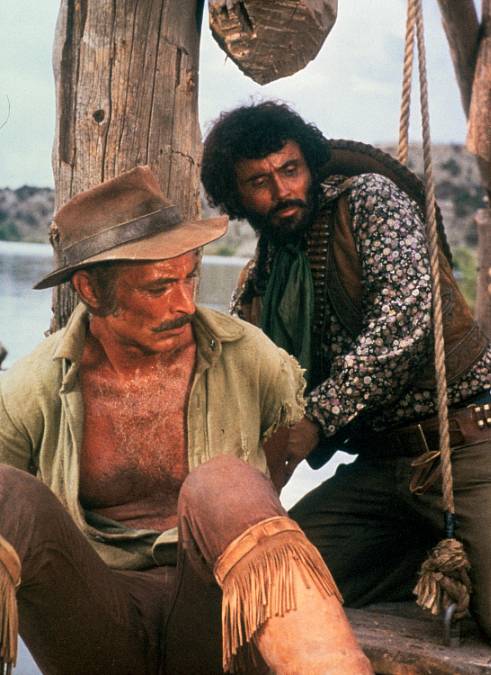 Účetní Lee Van Cleef se jednoho dne rozhodl, že změní profesi. Světu dal řadu zajímavých westernových postav