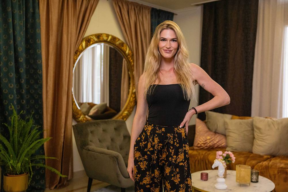 Bachelor Česko: V této show se srdíčkovat nebude. Holky odhodily masky už první den večer
