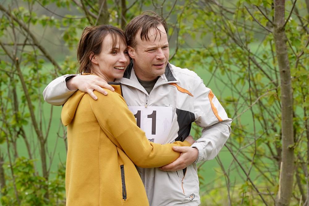 Touha po dítěti a utajený plán k jejímu naplnění se zvrtne. Minisérie Náhradníci je napumpovaná emocemi a dějovými zvraty