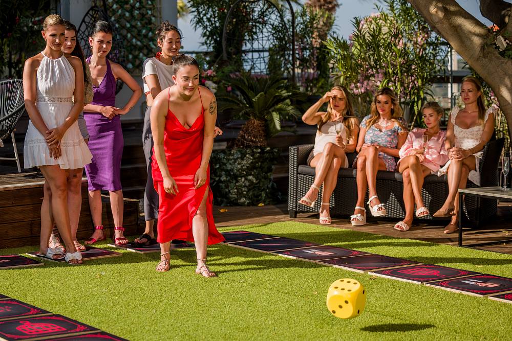 Bachelor Česko: Dračice umí i z obyčejné dětské hry udělat nervy drásající podívanou, která i Jana zaskočila