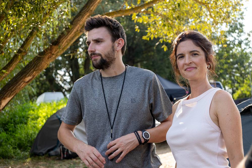 Jedna rodina: Vilda s Alicí si užívali v přírodě a Vagy dostal bábovku