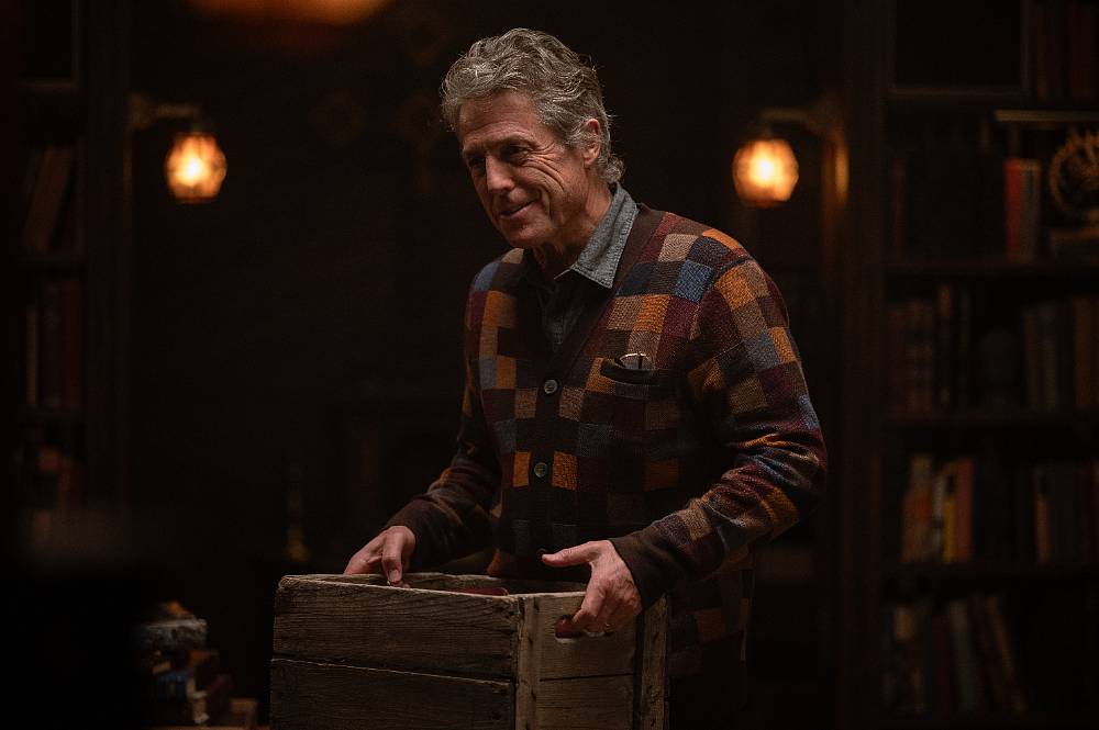 Heretik: Rafinovaný Hugh Grant v ďábelské hře na kočku a myš