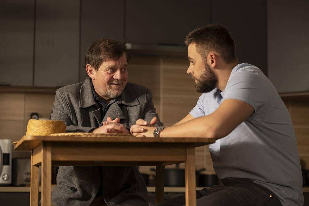 Jedna rodina: Filip šel s pravdou ven, co se vlastně v Americe stalo