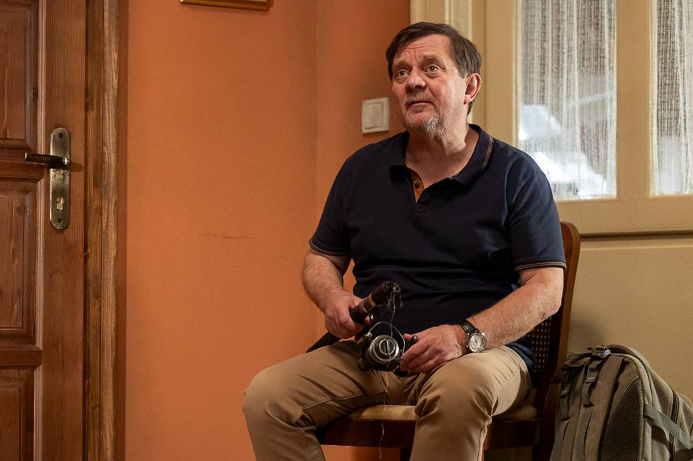 Jedna rodina: Na klinice všechny čekal šok: Ředitel vyhodil oblíbeného doktora, personál se bouří