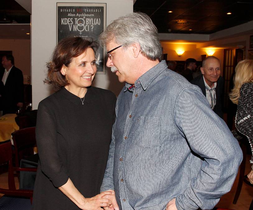 Stále šarmantní a s okouzlujícím úsměvem: Veronika Freimanová je jediná postava, která v ZOO chybí