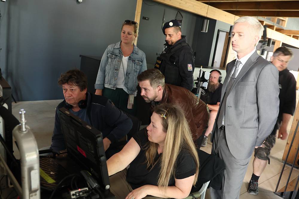 Parťák na baterky: Další seriál, který bude jen pro ty nejskalnější seriálové fanoušky
