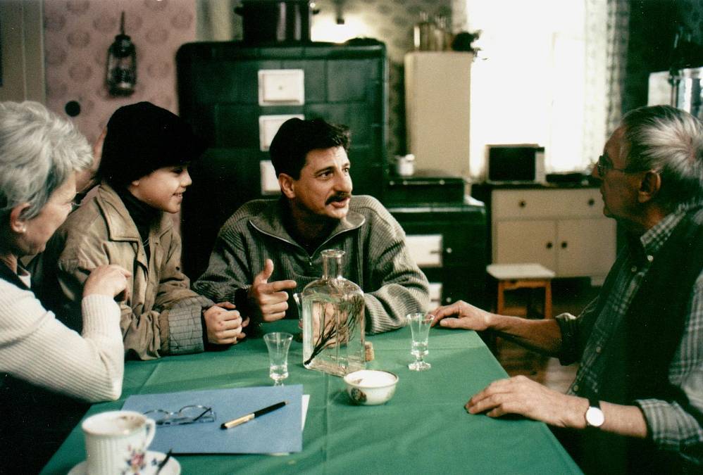 Z Prahy rovnou mezi slepice: Život na venkově a Kudrnova rodinka nás stále baví