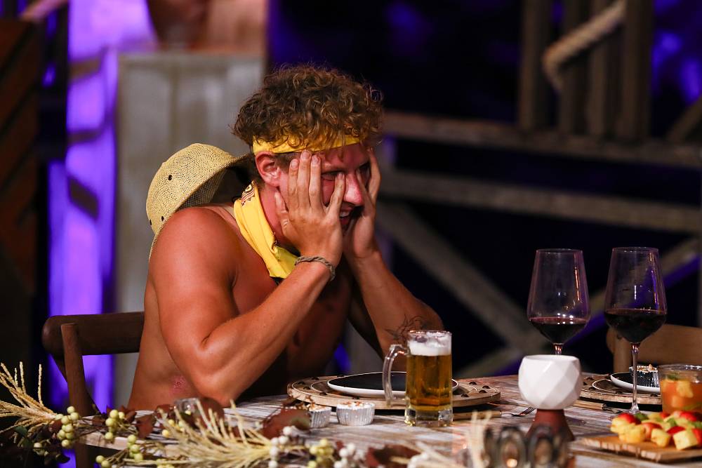 Survivor 2025: Kmeny se promíchávají, hráči mění tváře a kamery stále prosazují křiváka Michala