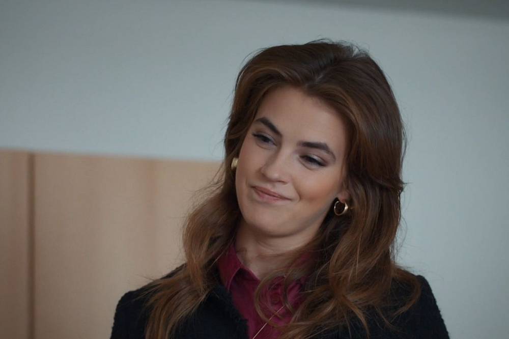 Drbárna ze Strání – Kamarádi: Lucie dostala padáka. Olí si není jistý, zda mu nebude škodit