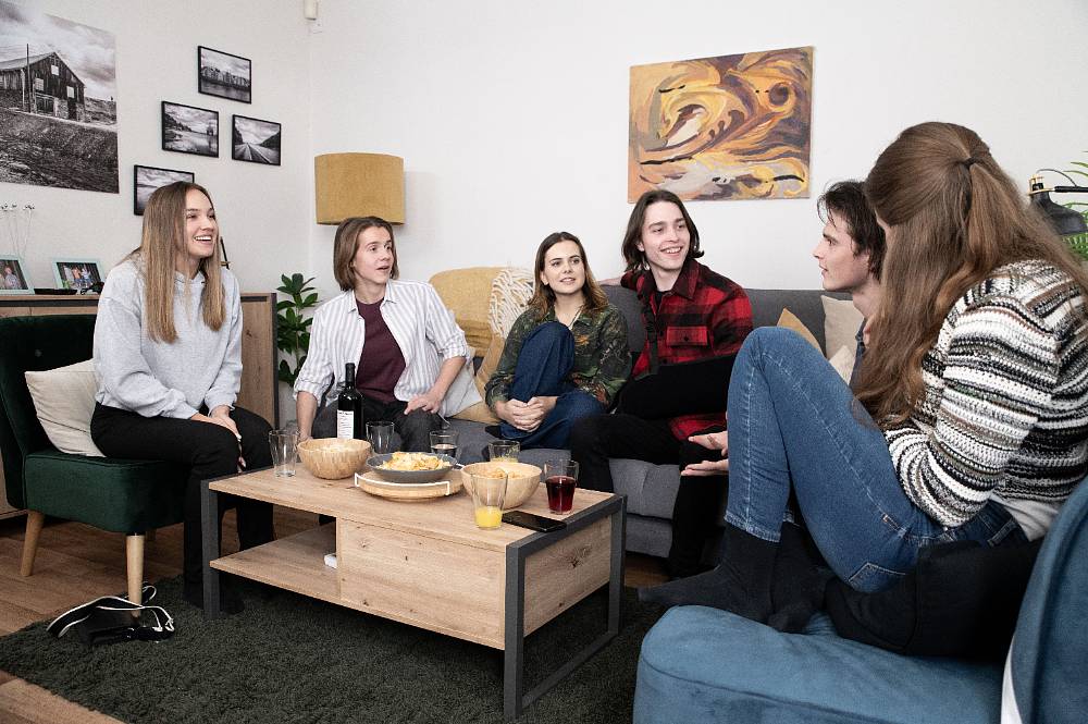 Ulice: Soňa rozdává tresty