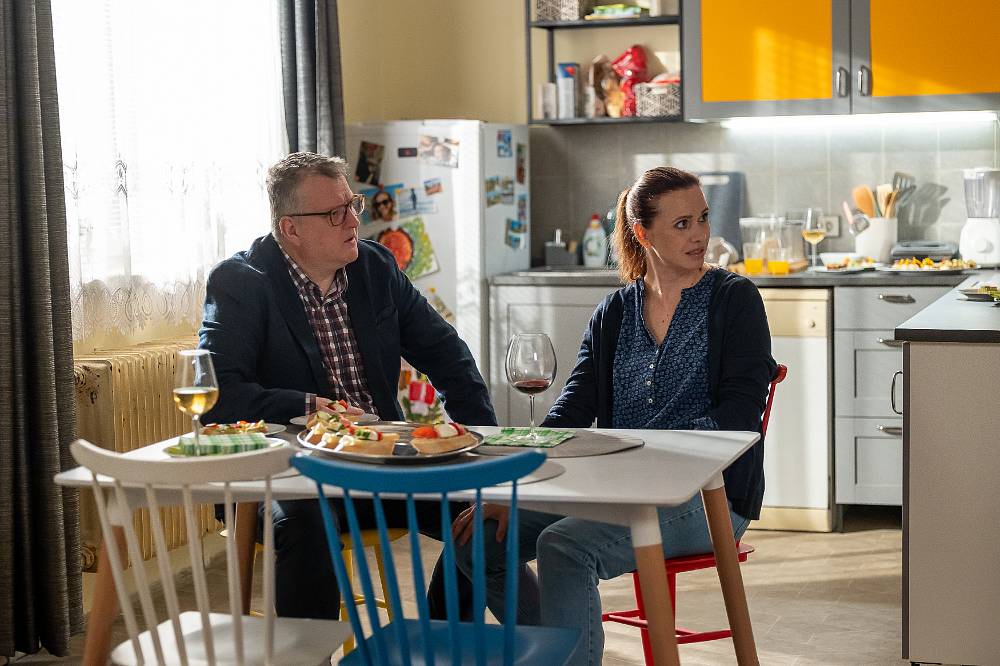 Jedna rodina: Zuzana dala Petře ultimátum, její románek krýt nebude. Tonda a Maruška nedají Anetě spát