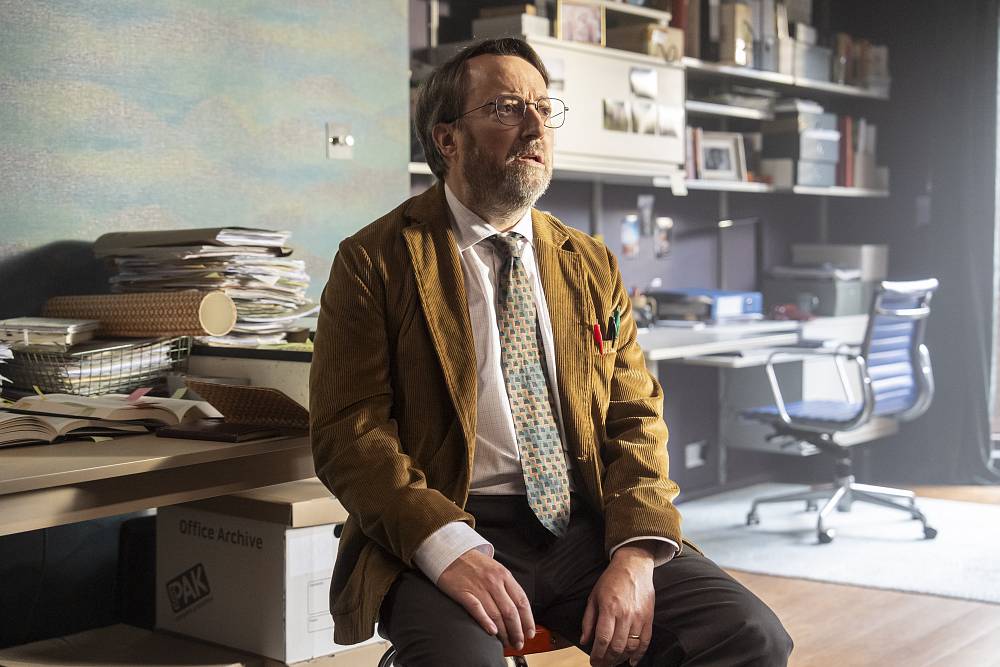 Z dílny BBC přichází tato pecka – oceňovaný britský kriminální seriál s komediálním nábojem Ludwig: Šifra zločinu