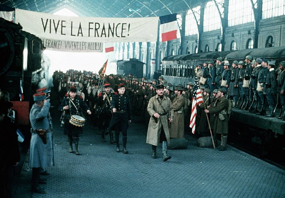 Pochoduj nebo zemři: Gene Hackman a Terenc Hill ve filmu, kvůli kterému letadla přepravovala tuny písku z Maroka do USA