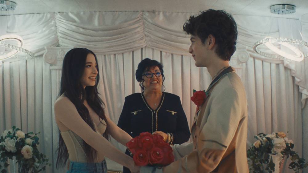Takovou romantiku nikdo nenatočil od dob Pretty Woman. Anora se zkrátka povedla, i když není pohádková