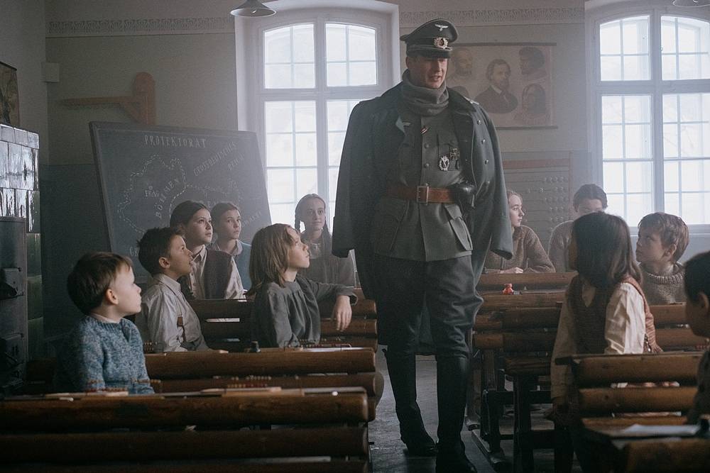 Když děti zachraňují život: Dojemný příběh z konce války, který pohladí i sevře srdce