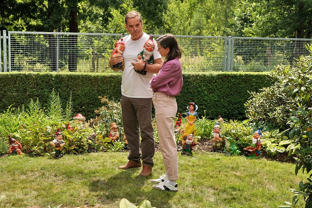 Slunce, voda, trpaslíci a vraždy. Podzimní seriálový hit s Etzlerem a Cibulkovou má název Polabí