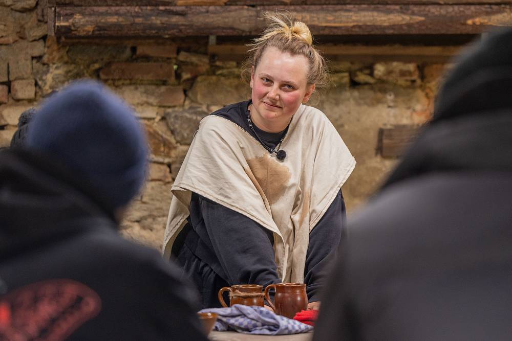 Líný farmář Andrej vs. ukňouraný sluha Luboš: Přetahovaná tělem, kvíz mozkem – a nikdo nečte almanach pořádně
