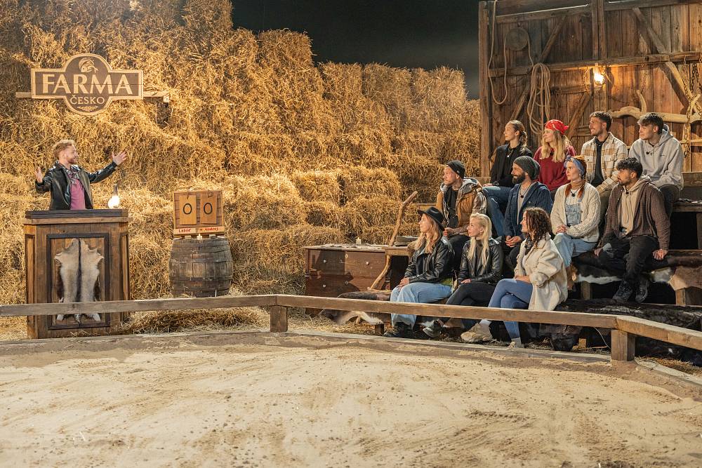 Líný farmář Andrej vs. ukňouraný sluha Luboš: Přetahovaná tělem, kvíz mozkem – a nikdo nečte almanach pořádně