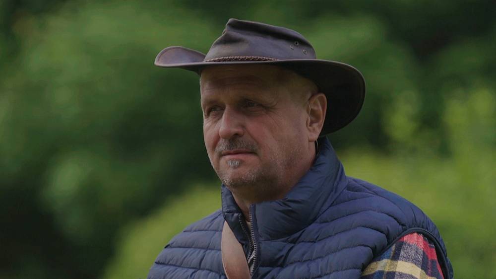 Líný farmář Andrej vs. ukňouraný sluha Luboš: Přetahovaná tělem, kvíz mozkem – a nikdo nečte almanach pořádně