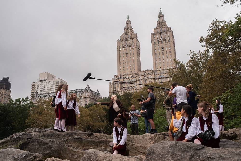 Nový film Sbormistr: Dívčí sbor, třináctiletá hrdinka a tabu, která se stále bojíme otevírat