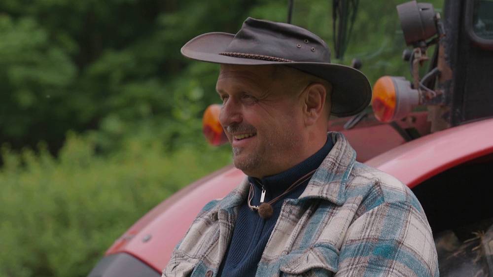 Na Farmě zmizel oheň, kýbl i smetana – začíná farmařina nebo detektivka?