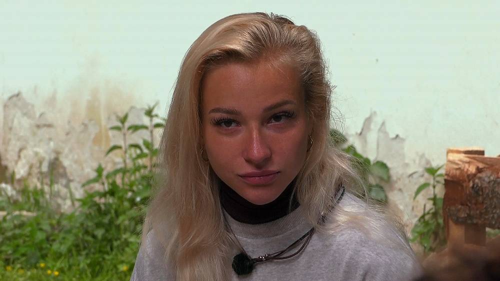 Kamery své dvě oblíbenkyně na Farmě nespustí z očí, ty navíc hrají před ostatními jen divadlo