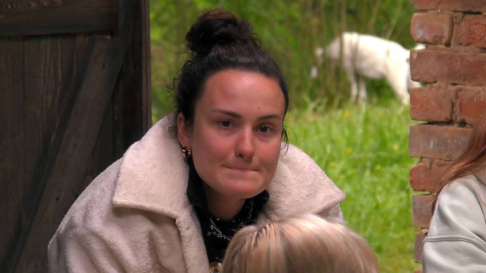 Kamery své dvě oblíbenkyně na Farmě nespustí z očí, ty navíc hrají před ostatními jen divadlo