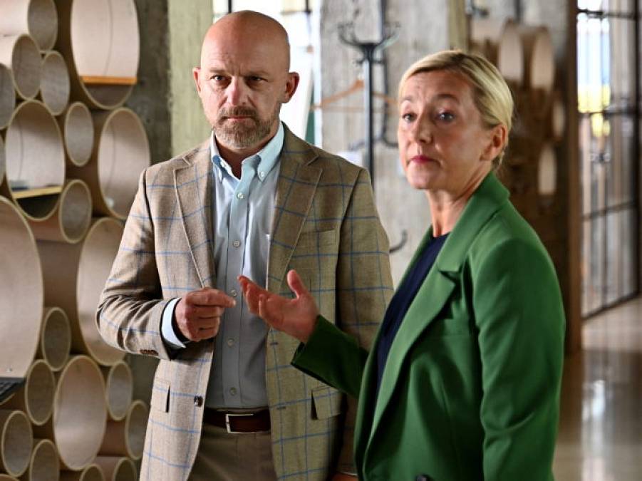 Konečně se začaly točit dobré české filmy ve velkém. Film Neporazitelní spojil před kamerou Trojana a Čermáka