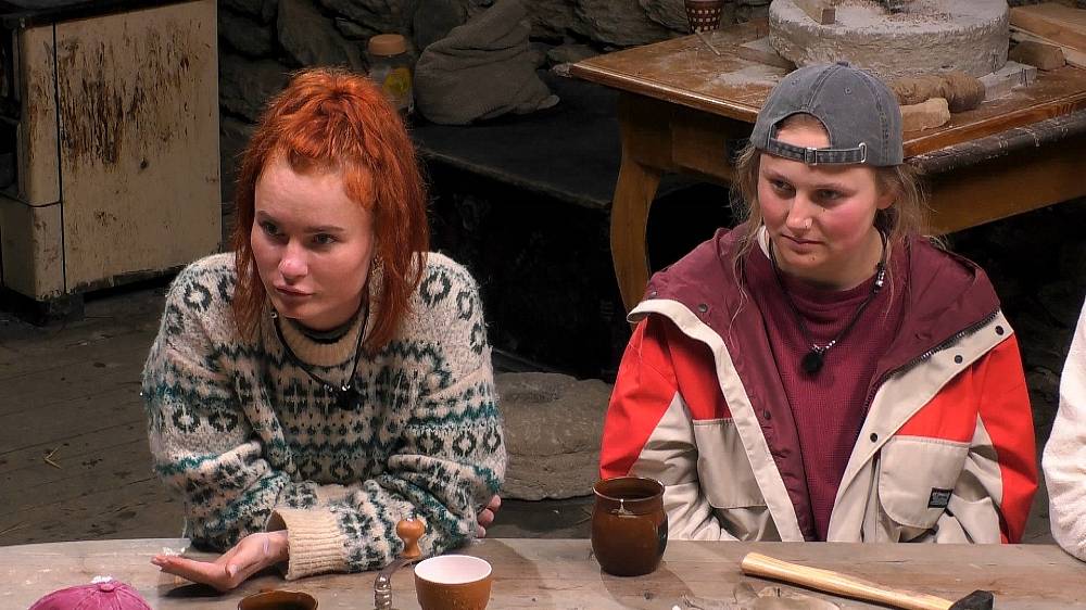 Farmáře ruší chrápaní, to by chtělo více zabrat přes den. A zase se vše točí kolem Mary