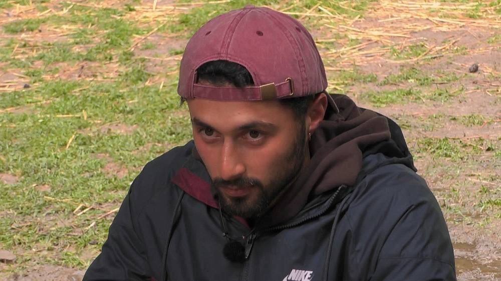 Farmáře ruší chrápaní, to by chtělo více zabrat přes den. A zase se vše točí kolem Mary
