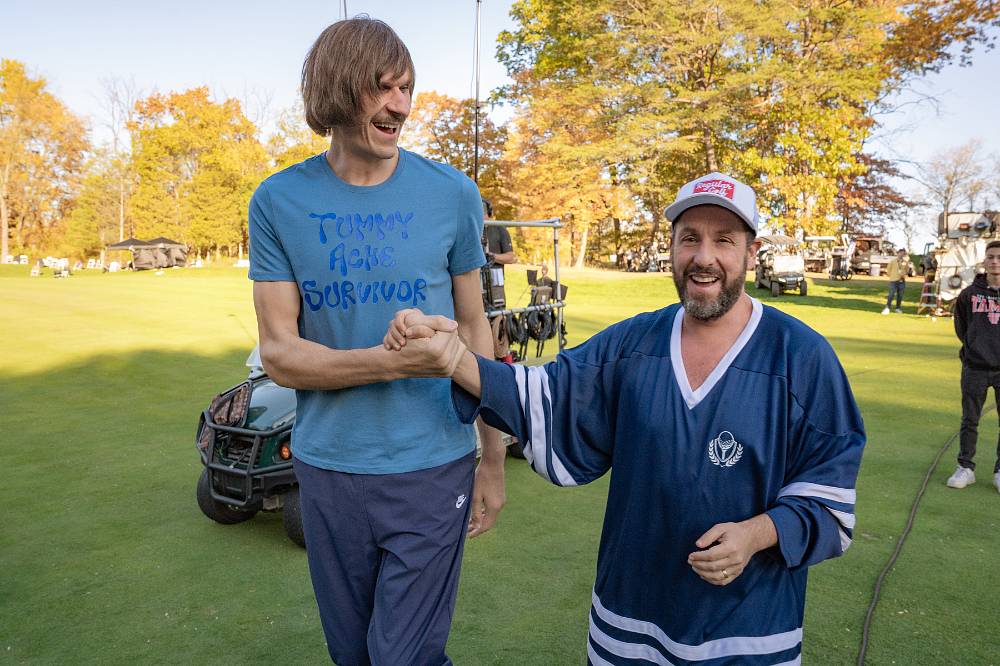 Rivalové 2: Netflix ovládl Adam Sandler, který se po třech desetiletích vrátil do role golfového hráče a provokatéra