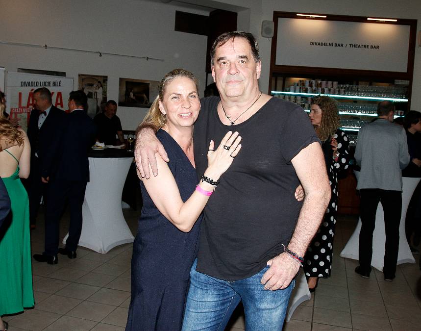 Z milovníka žen Miroslava Etzlera je fešák. Ženit se už ale nechce.