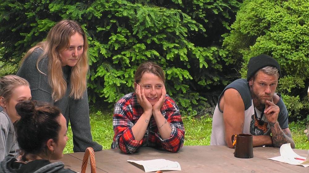 Mary je z Farmy pryč, ale Kateřina přebírá její roli a už si vyhlédla i farmáře k šikanování