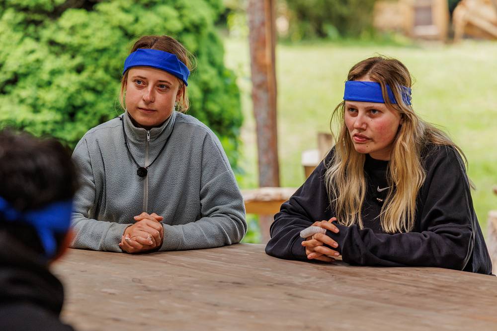 Na farmu dorazil známý kuchař a „celebrity“. Veve půjde opět spát do lesa