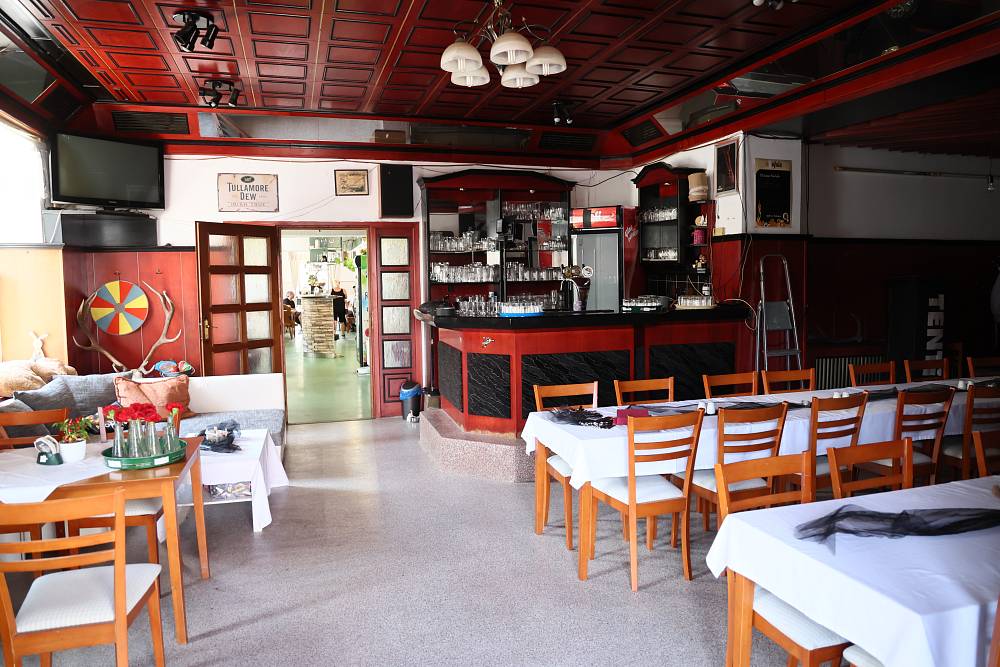 Pohlreich na Moravě: Restaurace U Jelena mu dala zabrat hned u vchodu