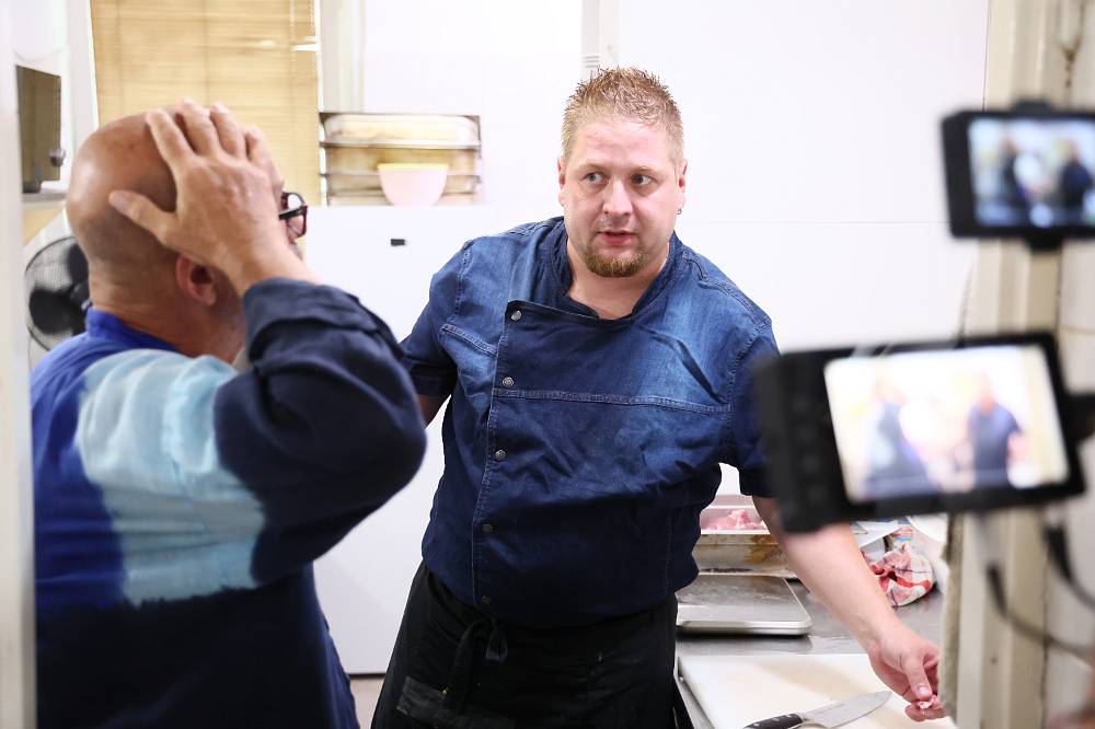 Ano, šéfe: Jak se vede Davidovi a jeho podniku v Drahotuších?