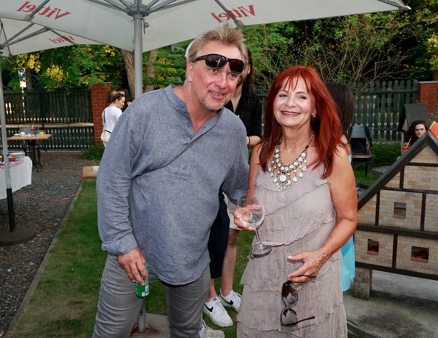 Ljuba Krbová na party Divadla Broadway