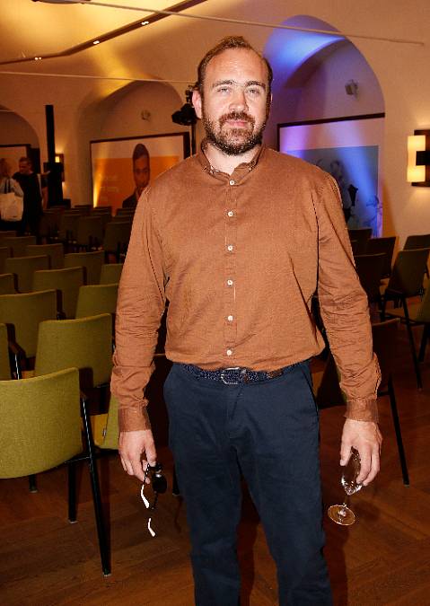 Hvězda ze Specialistů je zamilovaná do tajemné ženy