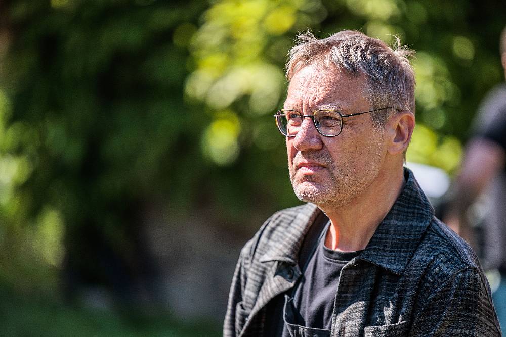 (UŽ V ÚTERÝ) Bratři a sestry: Venca pije první ligu, a Kateřina z cukrárny se chopila příležitosti a vyjela po něm