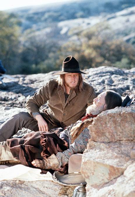 Western, který se vymyká klišé. Film Barbarosa vnesl na Divoký západ poezii