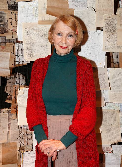 Film plný skvělých hlášek. Podíváte se v něm do sklepa i na půdičku.