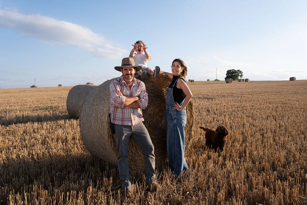Z hradního pána se stává nadšený farmář. Vojta Kotek prozradí, jak si buduje s rodinou svůj sen