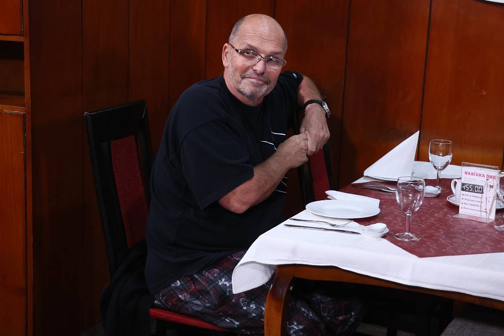 Ano, šéfe!: Šéf tentokrát zavítá do retro restaurace, kde vaří „čínu“. Do vrtule půjdou i čínští hosté