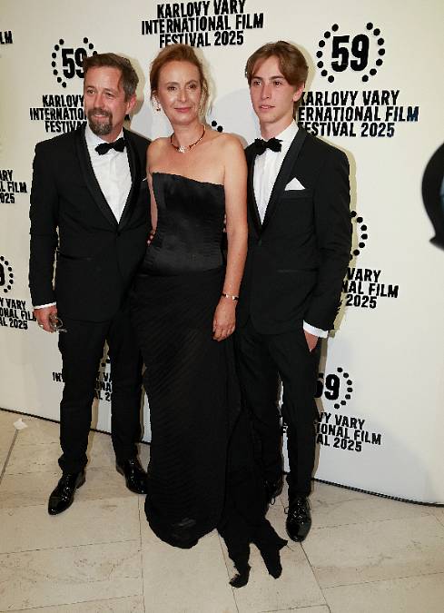 Hvězda seriálu Limity je opět single. Vztah s hereckou kolegyní mu nevyšel.