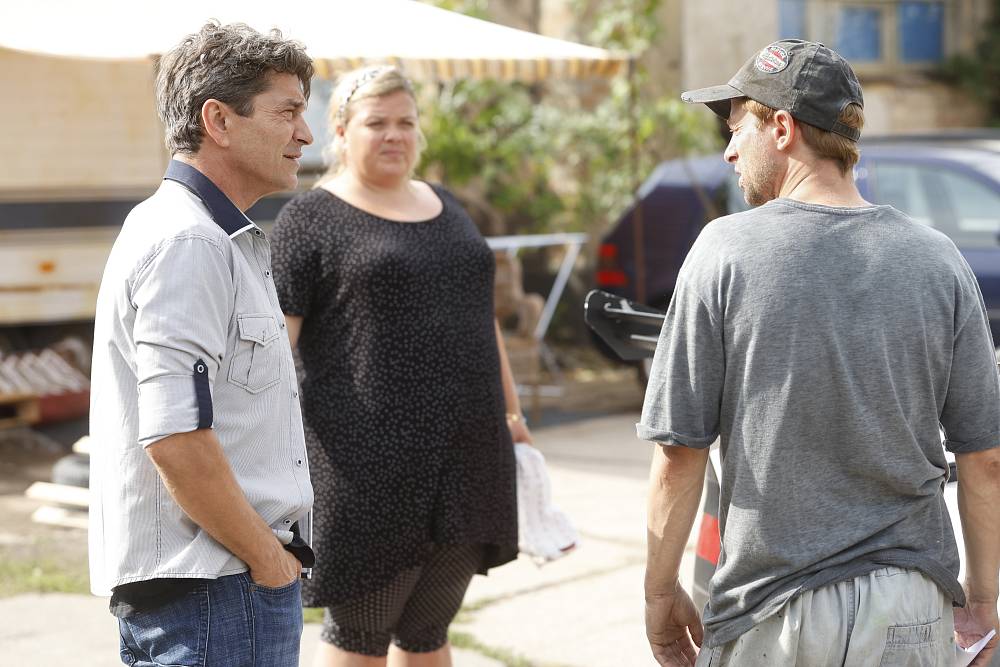 Pohádková výhra v seriálu Polabí zamává osudy celé rodiny a spory se objevují ještě před jejím vyzvednutím