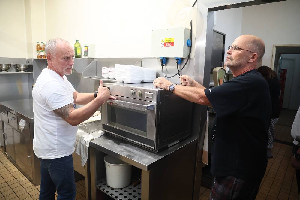 Ano, šéfe!: Jak to vypadá v mladoboleslavské Retro Restauraci Asie dnes