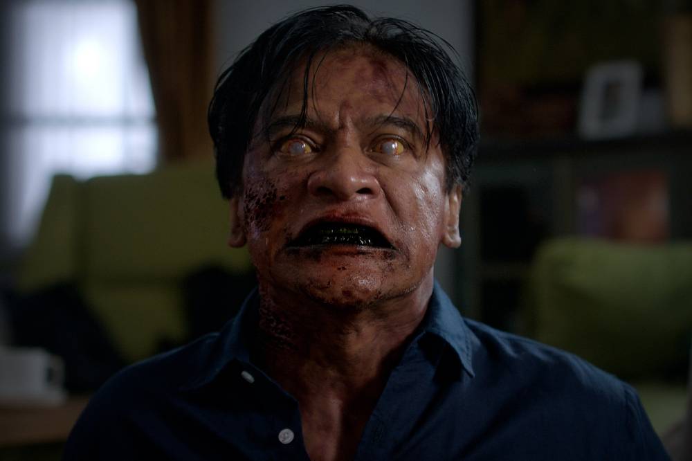 Netflix představuje horor Elixír: Něco jako nejhorší babská rada v dějinách. Vypij to, je to přírodní!
